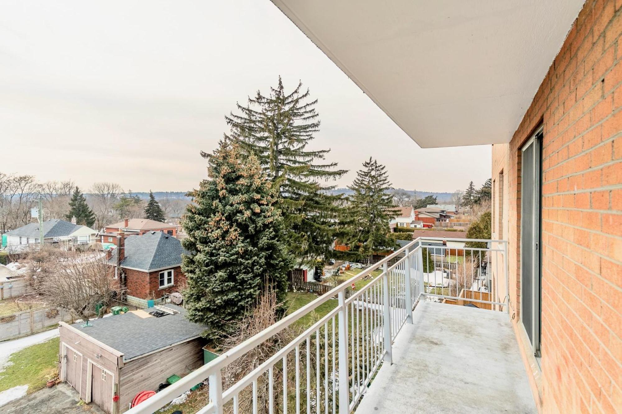 Glenview West Apartment W Patio - Near Downtown ฮามิลตัน ภายนอก รูปภาพ